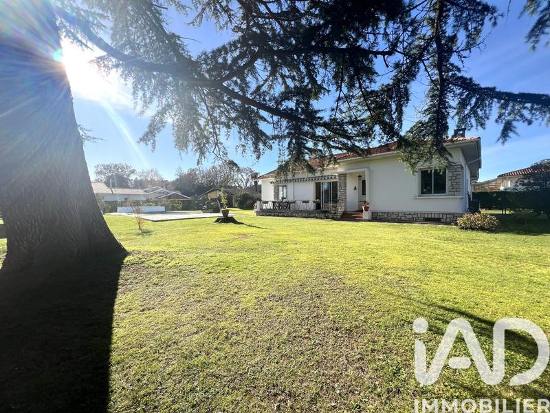 Maison - 145 m² - 5 pièces