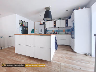 Maison - 145 m² - 7 pièces