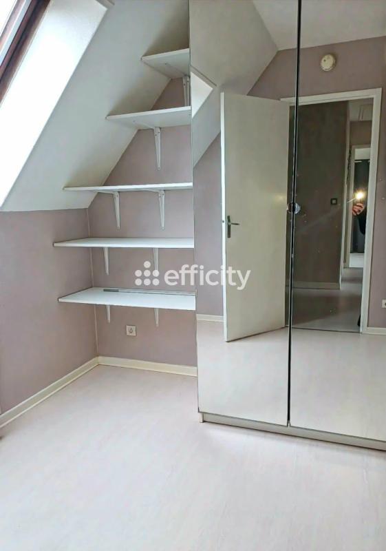 Pavillon - 120 m² - 8 pièces