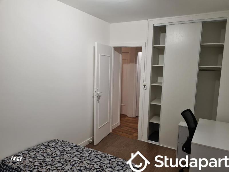 Chambre - 10 m² - 1 pièce