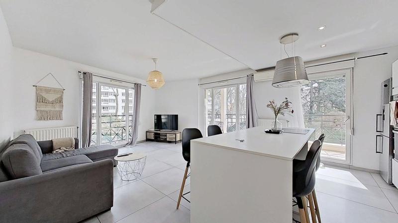 Appartement - 70 m² - 3 pièces