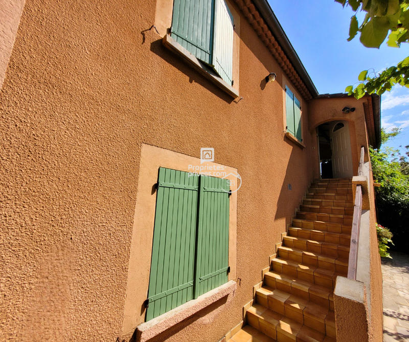 Maison - 235 m² - 9 pièces