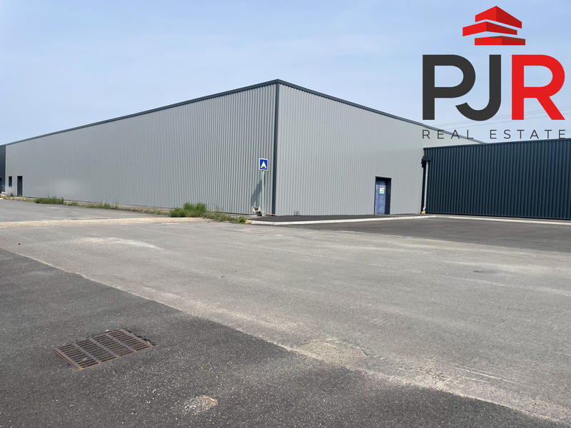 Local d'activités - 2 343 m²