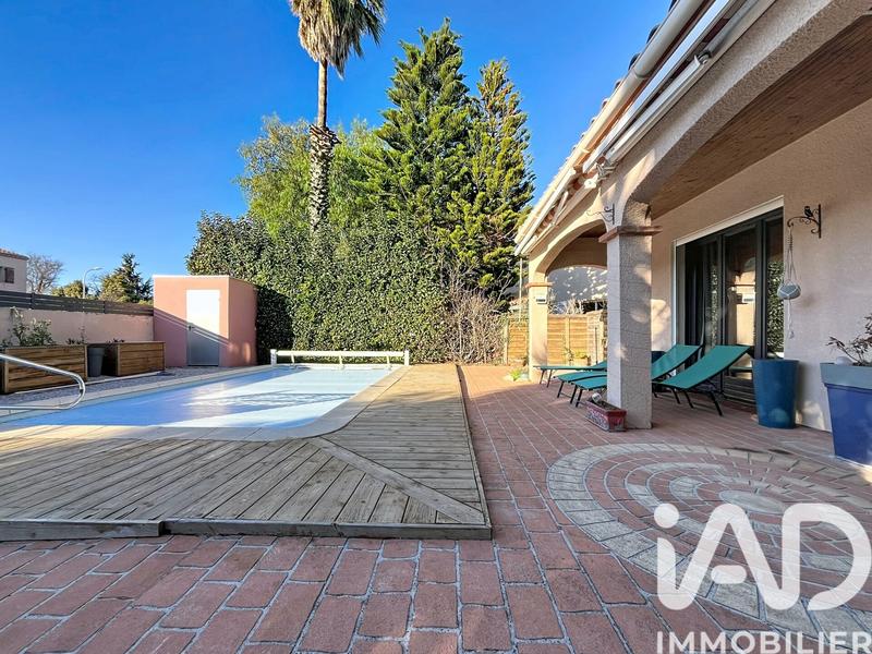 Maison - 170 m² - 8 pièces