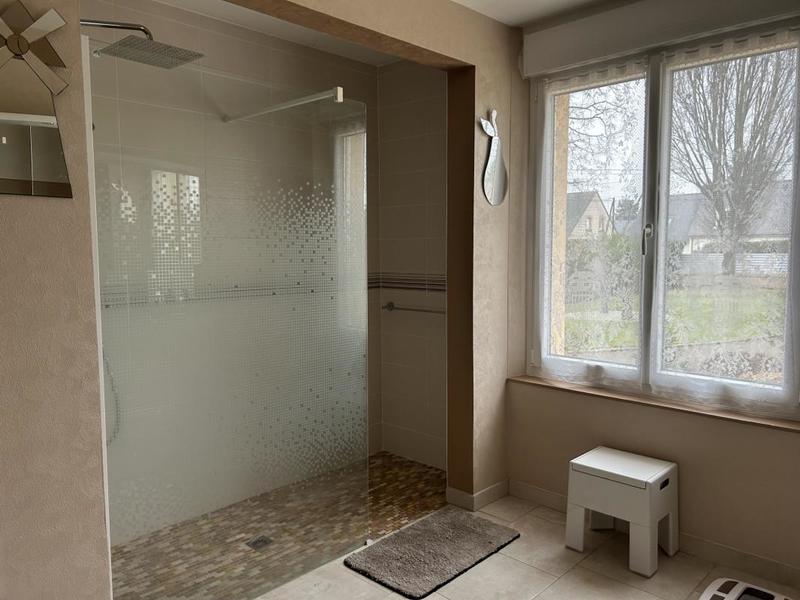 Propriété - 196 m² - 5 pièces