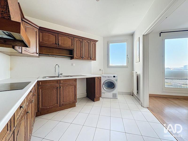 Appartement - 95 m² - 5 pièces