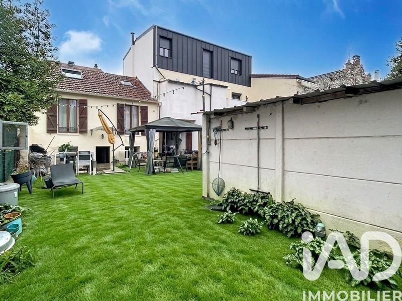 Maison - 110 m² - 5 pièces