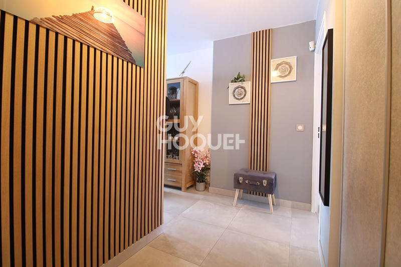 Appartement - 81 m² - 4 pièces