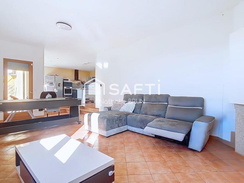 Maison - 101 m² - 5 pièces