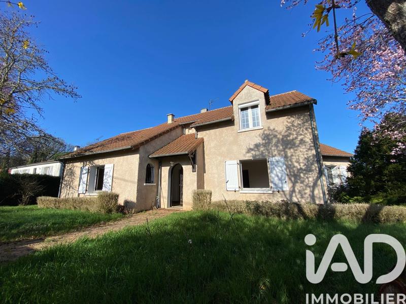 Maison - 140 m² - 7 pièces