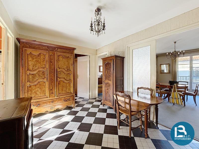 Appartement - 108 m² - 4 pièces