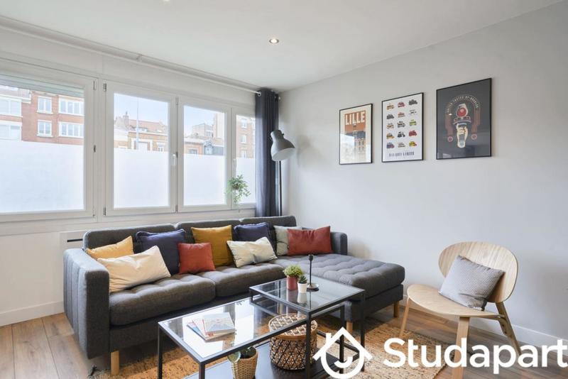 Chambre - 11 m² - 1 pièce