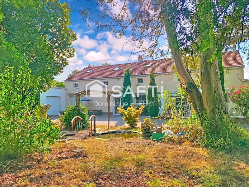 Maison - 252 m² - 8 pièces