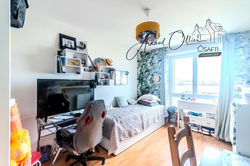 Appartement - 84 m² - 4 pièces