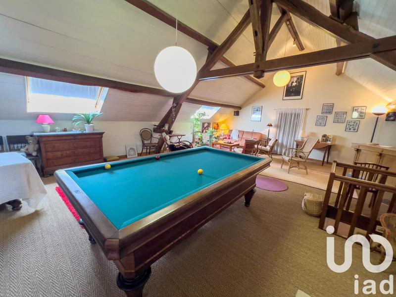 Maison - 280 m² - 8 pièces