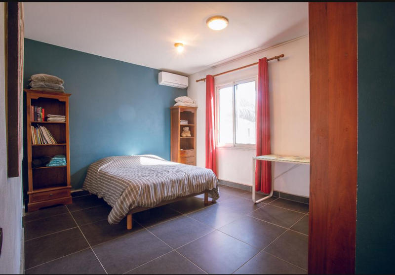 Villa - 240 m² - 9 pièces