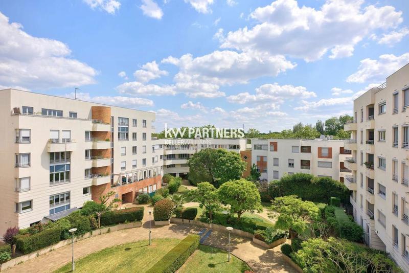 Appartement - 87 m² - 4 pièces