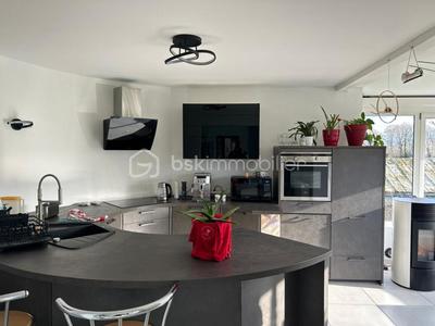 Maison - 143 m² - 6 pièces