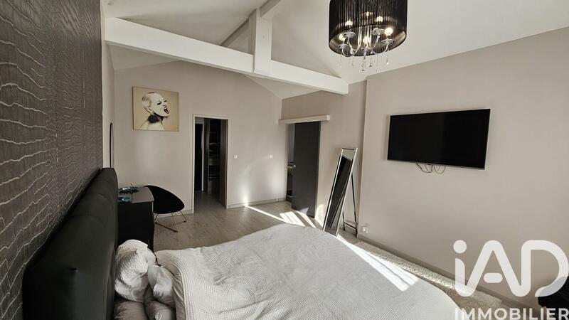 Maison de maîtres - 203 m² - 6 pièces