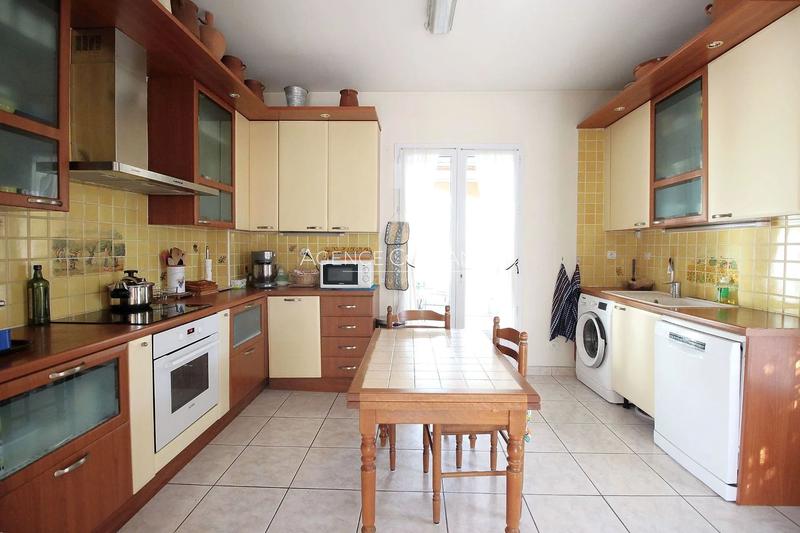 Maison - 122 m² - 4 pièces