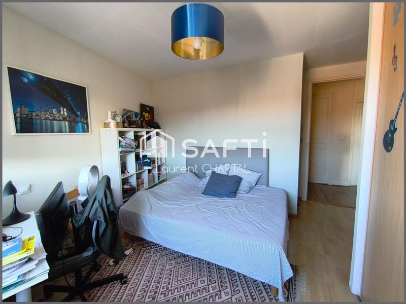 Appartement - 100 m² - 3 pièces