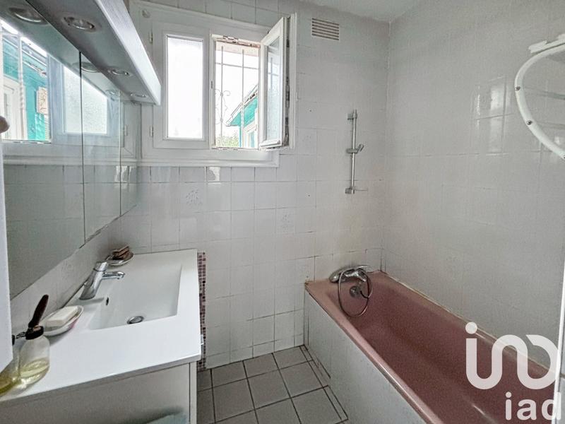 Maison - 96 m² - 9 pièces