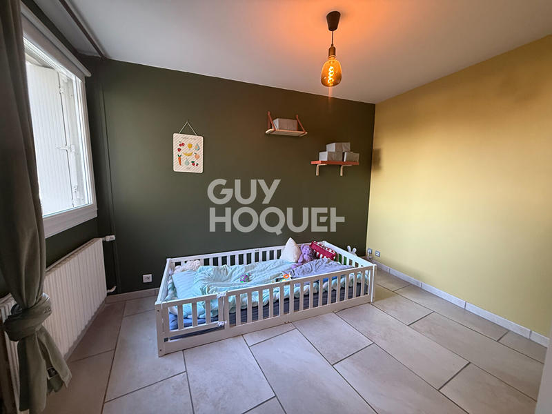 Appartement - 82 m² - 3 pièces