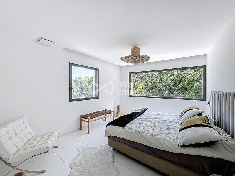 Villa - 280 m² - 5 pièces