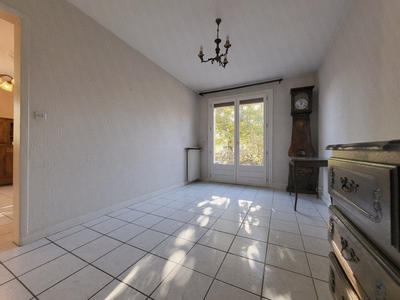 Maison - 106 m² - 5 pièces