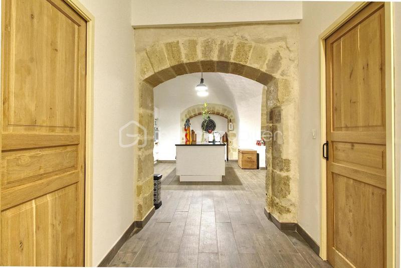 Immeuble - 368 m² - 9 pièces