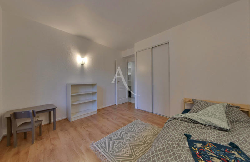 Appartement - 88 m² - 4 pièces