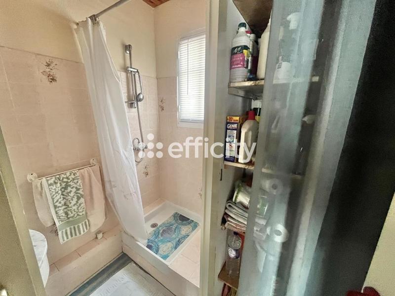 Maison - 92 m² - 7 pièces