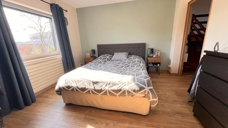 Maison - 180 m² - 7 pièces