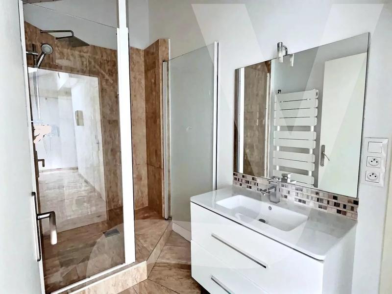 Duplex - 115 m² - 5 pièces