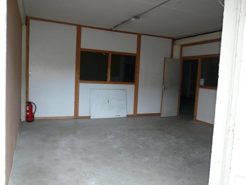 Local commercial - 199 m² - 2 pièces