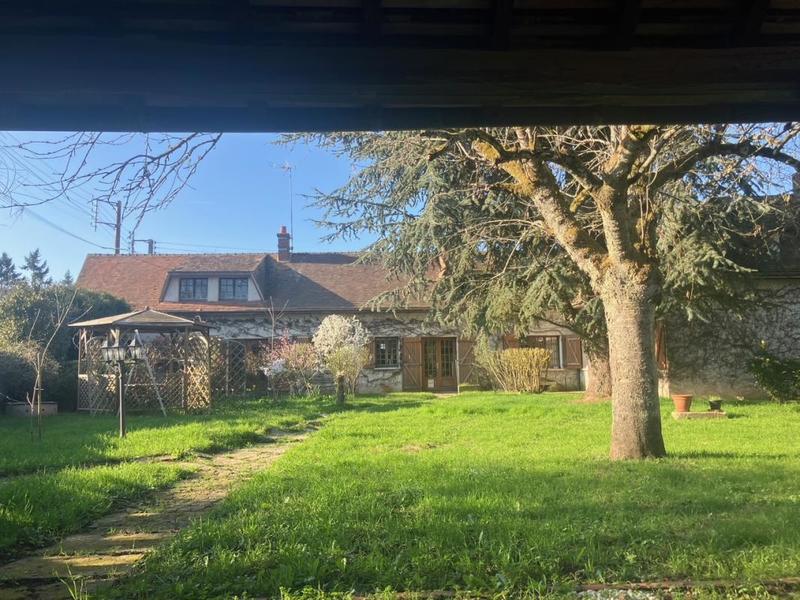 Maison - 258 m² - 9 pièces