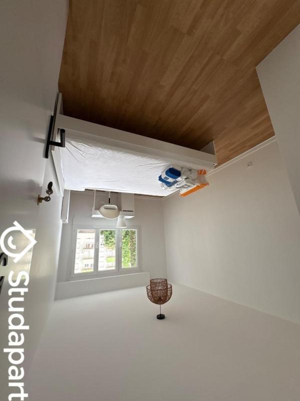 Chambre - 12 m² - 1 pièce