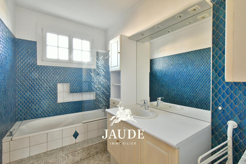 Maison - 136 m² - 5 pièces