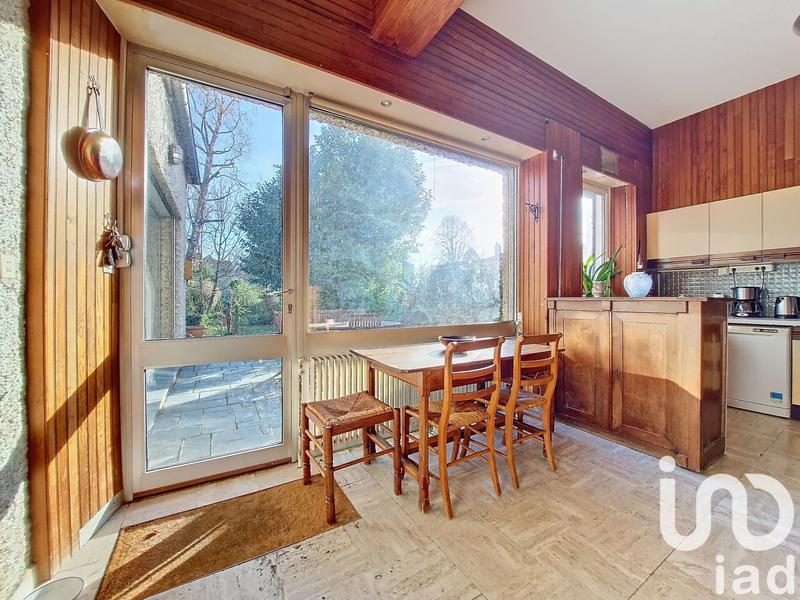 Maison de ville - 260 m² - 11 pièces