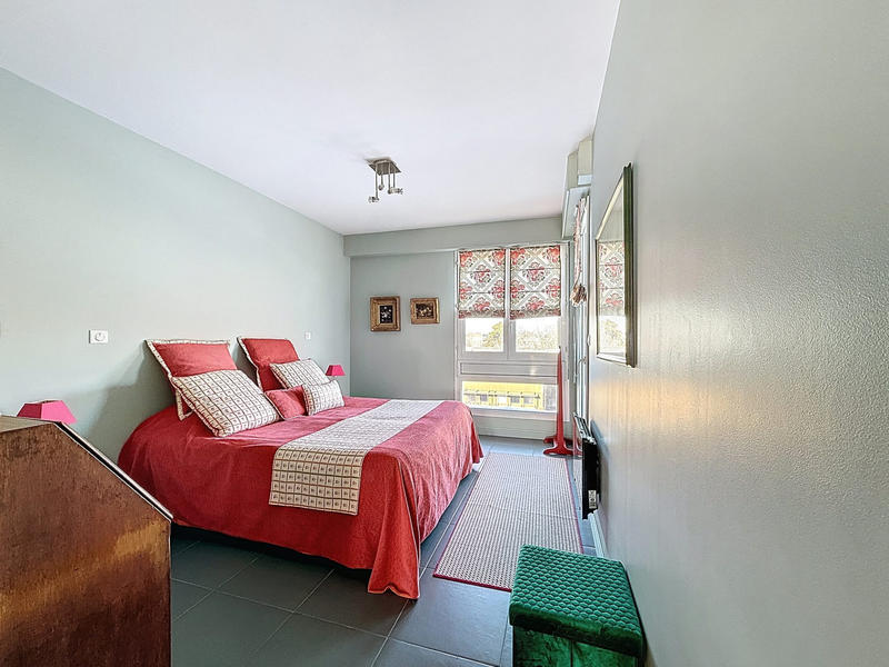 Appartement - 220 m² - 5 pièces