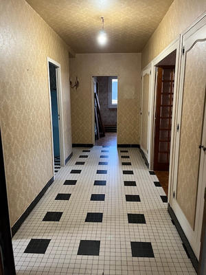 Appartement - 87 m² - 5 pièces