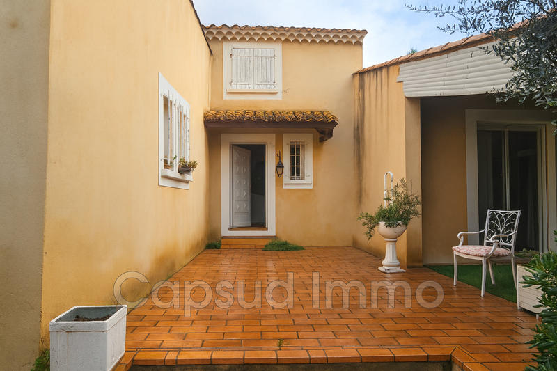 Maison - 180 m² - 6 pièces