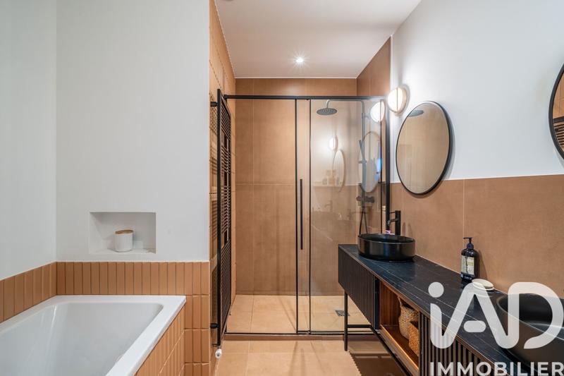 Maison - 166 m² - 6 pièces