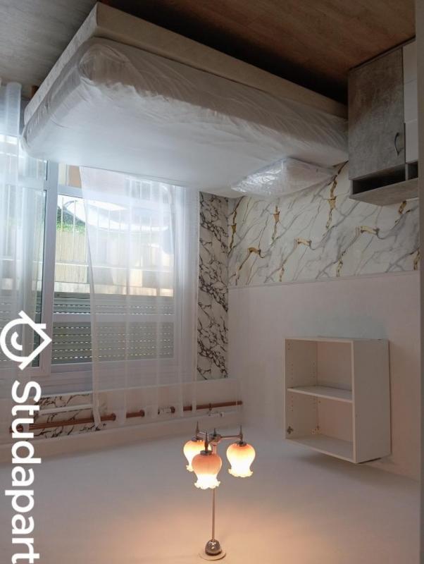 Chambre - 11 m² - 1 pièce