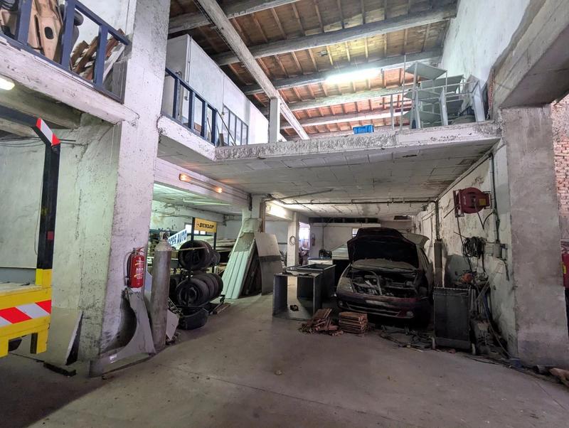 Immeuble - 3 200 m²