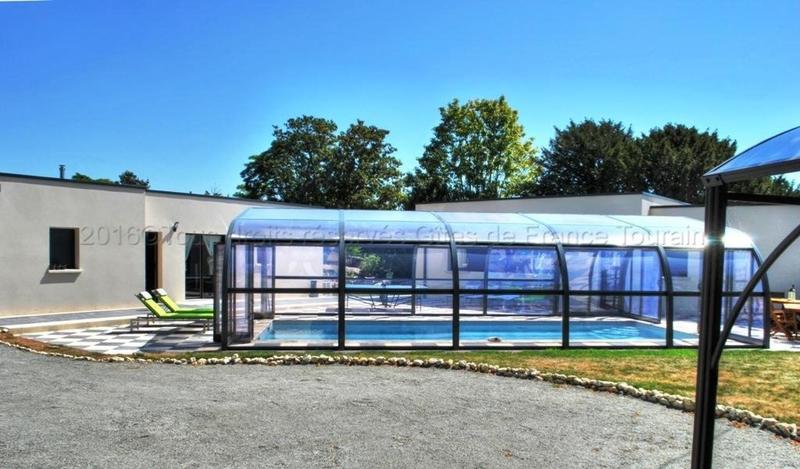 Maison - 211 m² - 8 pièces