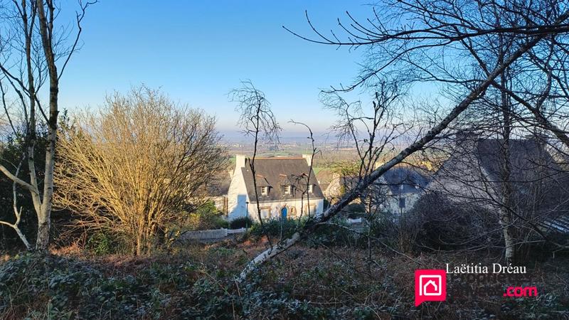 Terrain constructible - 1 160 m²