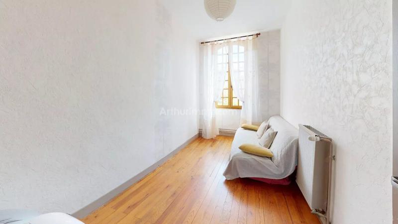 Maison - 241 m² - 6 pièces