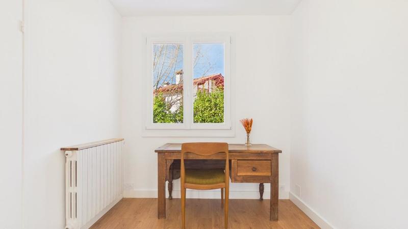 Maison - 325 m² - 7 pièces