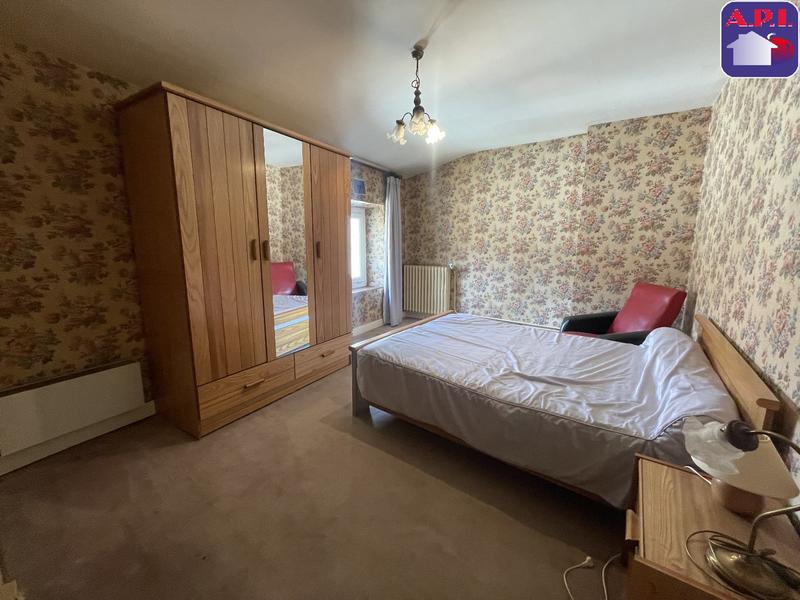 Maison - 223 m² - 10 pièces